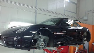 Autocarrozzeria e centro levabolli crash repair center