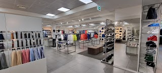 Armani Outlet