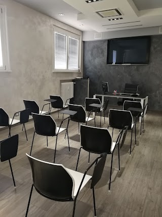 Emilia Scuola di Guida Parma