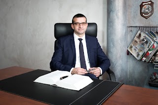 Avvocato Gianantonio Fazzari - Consulenza legale Studio legale - Bollate - Instagram avvocato_fazzari