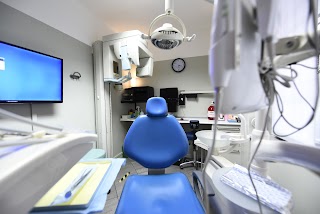 Syncrodent Cliniche Dentali - Dentista Seregno