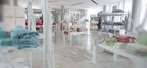 Arte Pura Factory Store Outlet