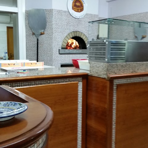 La Luna Nel Pozzo Pizzeria d'asporto e Consegna a Domicilio