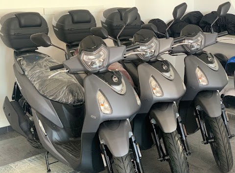 GDL RENT - NOLEGGIO AUTO & SCOOTER - ISCHIA