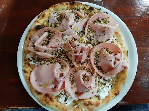 Pizzeria "Al Bacio" di Delgiudice Donato