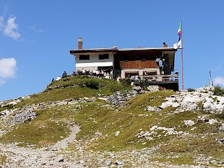 Rifugio Luigi Albani