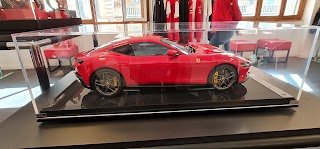 Ferrari Store Roma