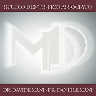 Studio Dentistico Associato Mani Dr. Davide - Mani Dr. Daniele