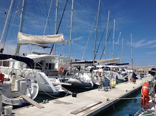 HELM YACHTING, Charter Isole Eolie e Egadi