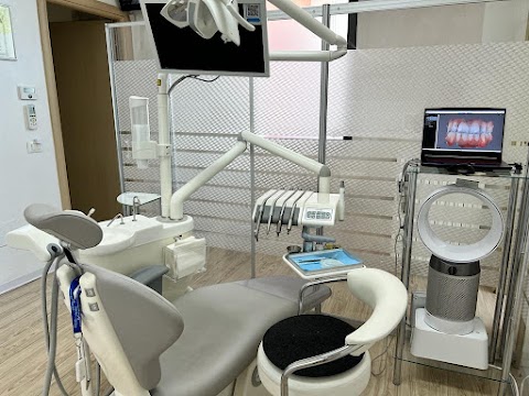 Studio Dentistico Dental White della Dott.ssa Maguina