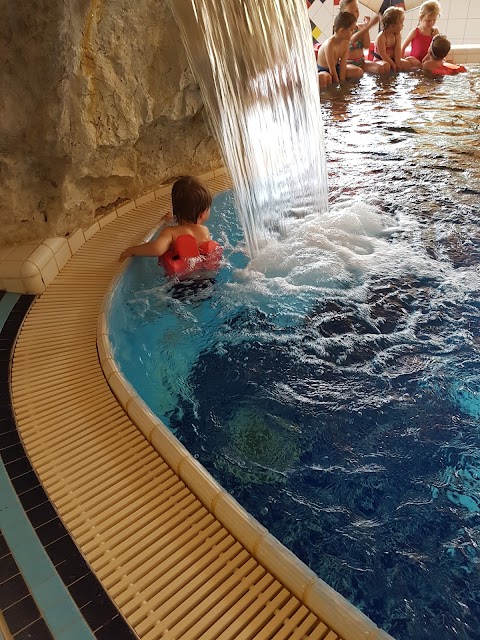 Swimming pool - Mayrhofen im Zillertal