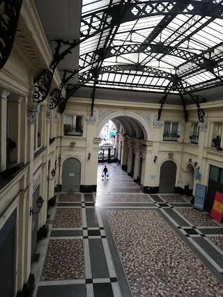 Vittoria Assicurazioni - Agenzia Napoli Duomo