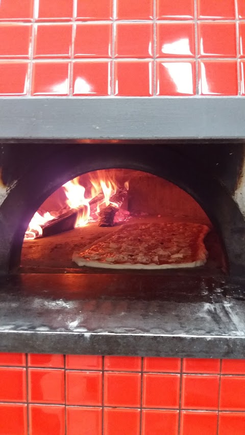 Pizzeria Percuoco rione incis via madonnelle97ponticelli