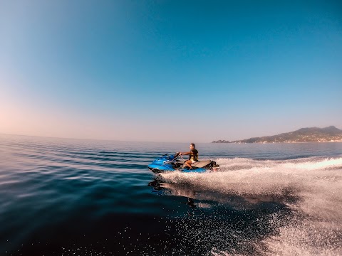 Water Sports Liguria | Noleggio Moto d'acqua e Flyboard in Liguria