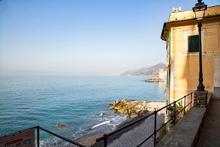 Il Mare di Camogli da un oblò