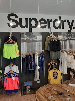 Be Standard - SuperDry