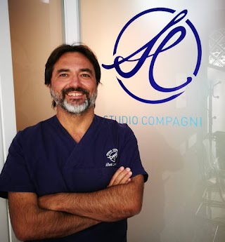 Dott Sandro Compagni | Dentista Latina