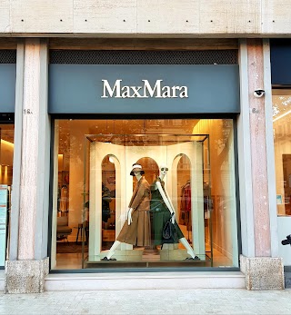 Max Mara