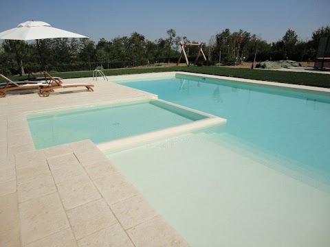 Piscine Squarcia s.a.s.