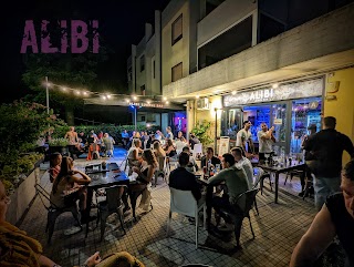 Alibi lounge bar