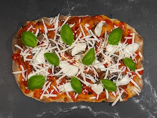 Pizzeria Lainate - Pizza MZMTR Cotta su Pietra