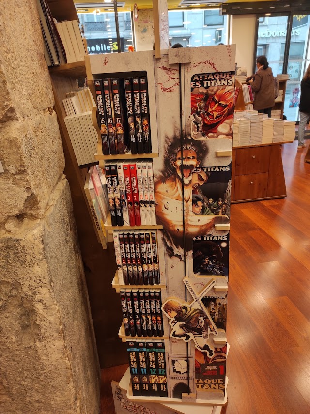 Momie Mangas Lyon
