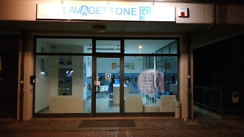 Lavanderia self service Lavagettone