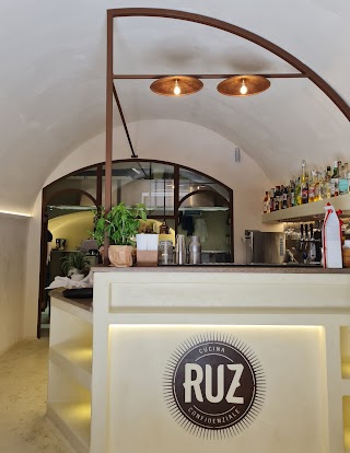 Ruz • Cucina Confidenziale