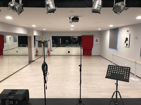 Accademia Musica Moderna - National School