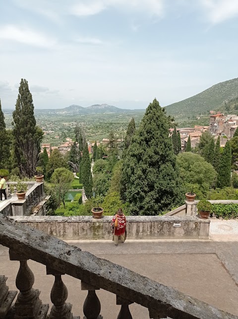 Viale delle Cento Fontane