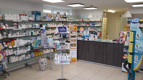 Farmacia di Stenico e San Lorenzo di Polla Dr.G. e Sartori Dr.M.