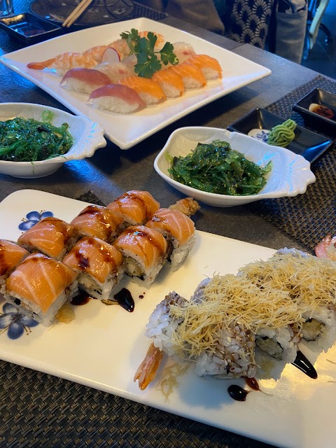 Ryo Asian Restaurant