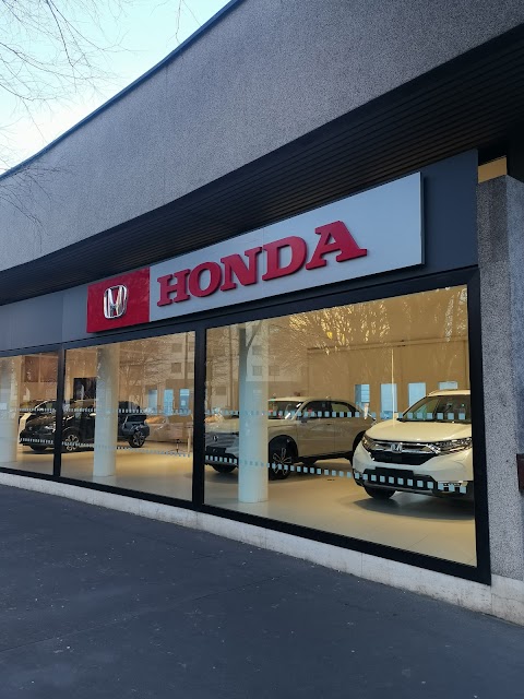 Honda LARIO MI AUTO | Concessionaria Milano Agrippa