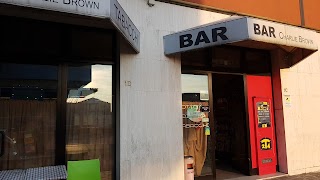 Bar Charlie Brown