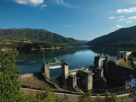 Lago di Suviana