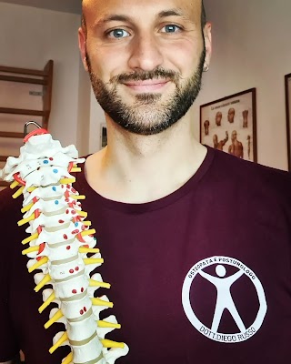 DIEGO RUSSO OSTEOPATA, TERAPISTA E POSTUROLOGO