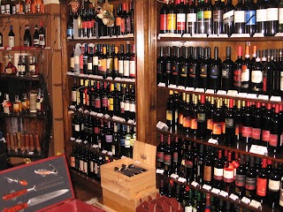 Enoteca Enos Trepuzzi –Vini sfusi e Imbottigliati -Grappe -Prodotti tipici - e commerce