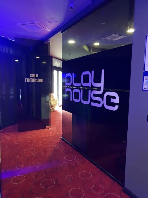 Play House Sala Slot & VLT