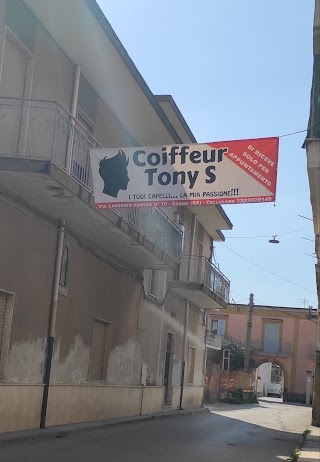 Coiffeur Tony's