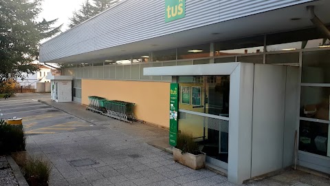 Tuš market Komen