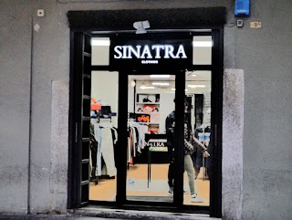 Sinatra clothing