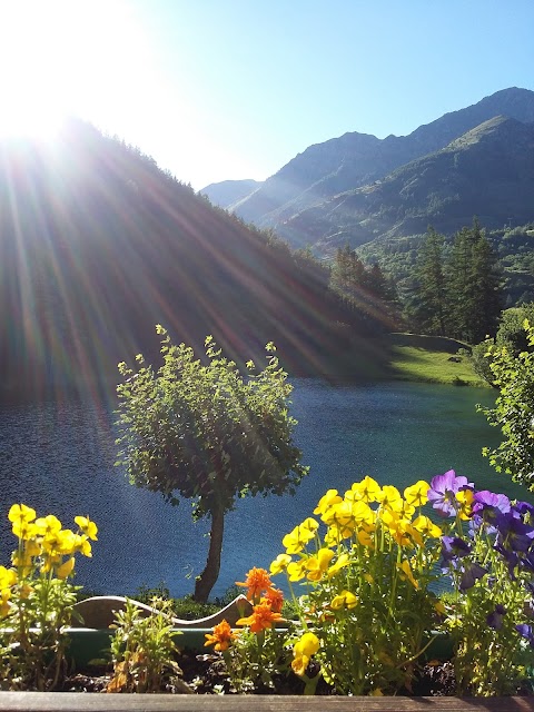 Albergo Lago del Laux residence