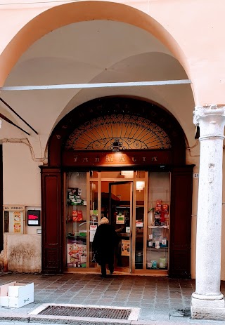 Dott. Farmacia San Carlo Al Corso Taddei Dottor Giovanni