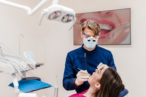 Studio Dentistico Associato Dr. Nicola Vano - Dr. Michele Vano