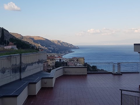 Istituto Comprensivo 1 Taormina - Edificio Scolastico Ugo Foscolo