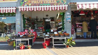 Frutteria Da Sergio Ortofrutta Italia e Selezione Prodotti Artigianali Di Norcia Mercato La Rustica