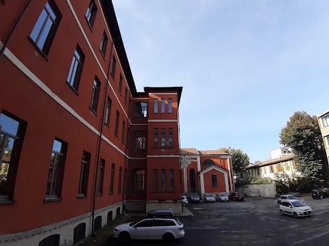 Istituto Professionale dei Servizi A. Olivetti