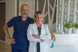 Esteticamente Centro Estetico - Tratto Viso Antiage di Santonocito Cristina