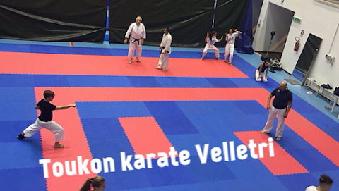 Scuola di Karate e Arti Marziali Toukon