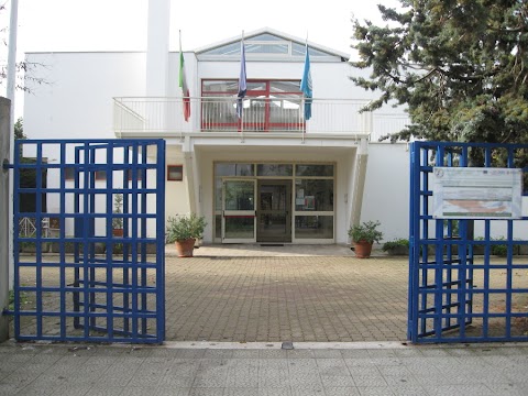 Scuola Media "Mons. Luigi Gallo"
